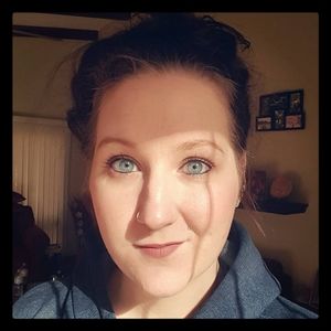 Meet your Posher, Jenni