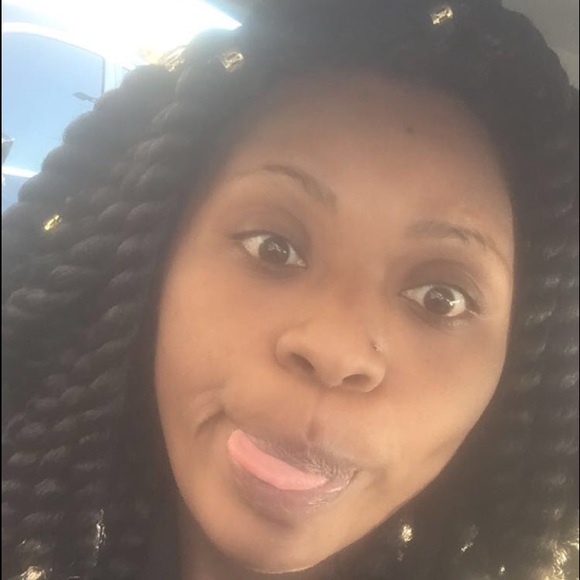 Meet your Posher, Jaleesa - Picture 1 of 1