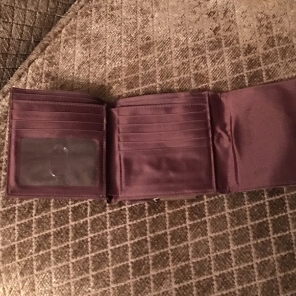 Wallet - Picture 2 of 3