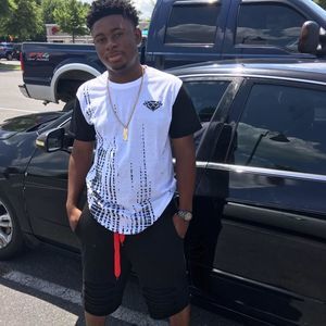 Meet your Posher, Essel