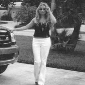 Meet your Posher, Corina