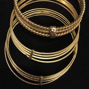 Gorgeous Vintage gold tone bangles