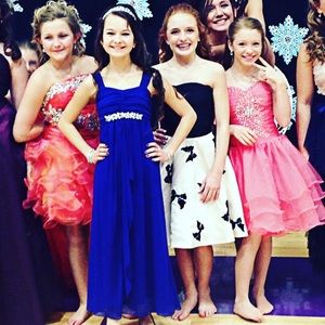 Meet your Posher, Ella