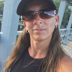 Meet your Posher, Michele