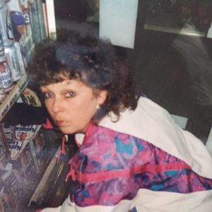 Meet your Posher, Connie