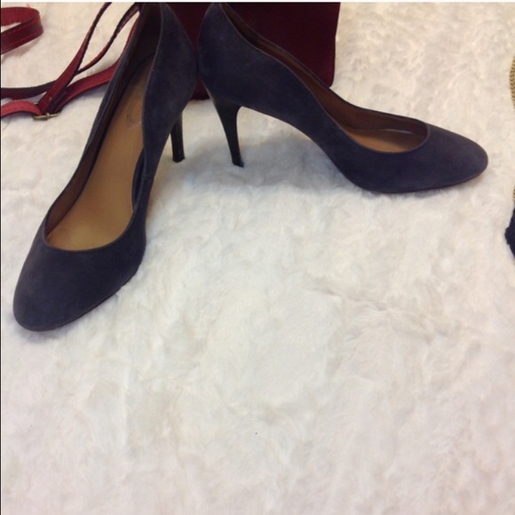 Elie Tahari Shoes - Elie Tahari suede pump in navy