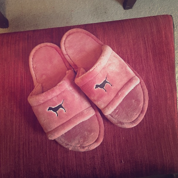 PINK Slippers in Hibiscus 🌺