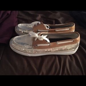 Gold sparkle sperrys