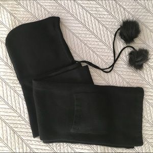 NWT Henri Bendel Cashmere Hood & Scarf