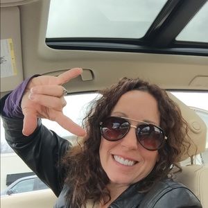 Meet your Posher, Nancy