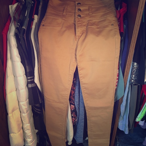 Refuge Jeans