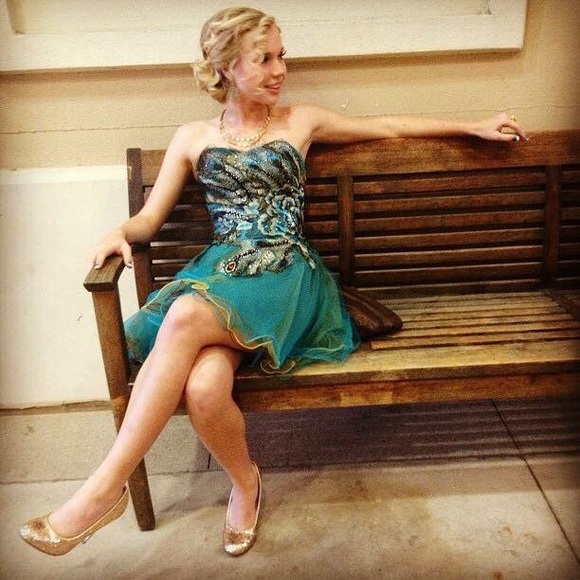 Sherri Hill Formal Dress - Picture 1 of 4