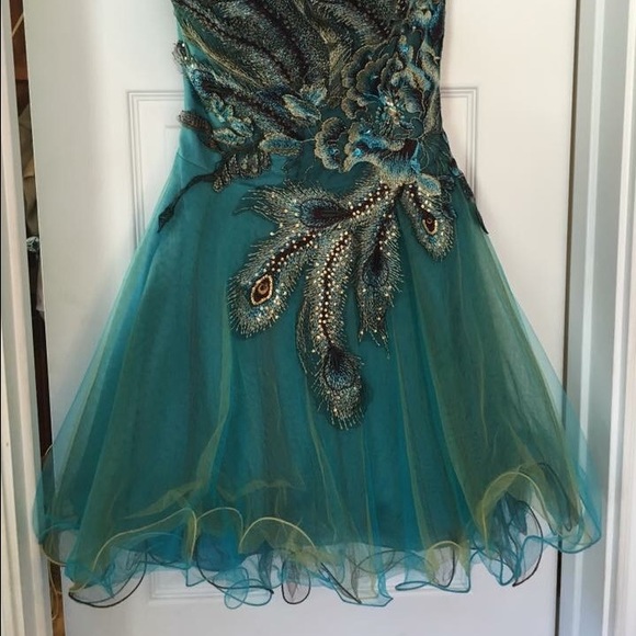 Sherri Hill Formal Dress - Picture 3 of 4