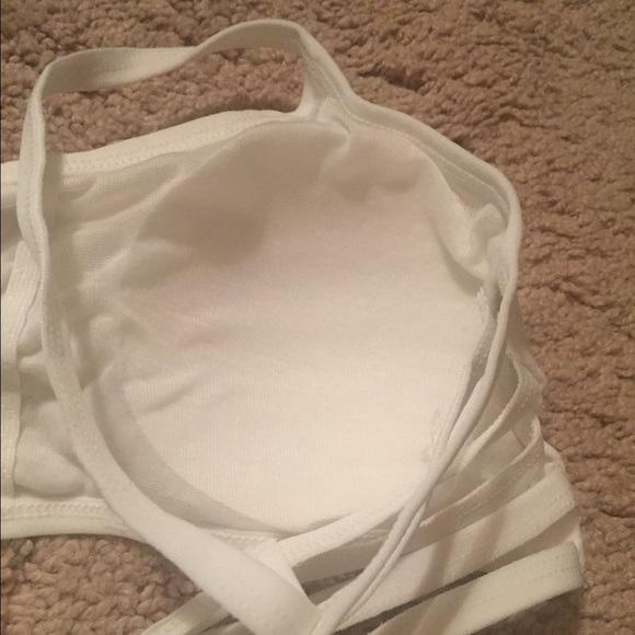 HOST PICK 3/22 Caged Back Bralette/Crop Top (5/$25 - Picture 4 of 5