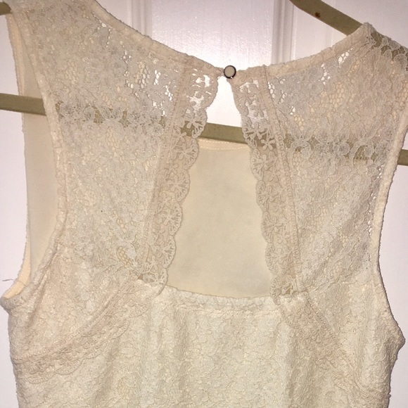 Lace Shift Dress - Picture 3 of 3