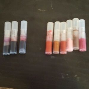 Younique samples (new condition)