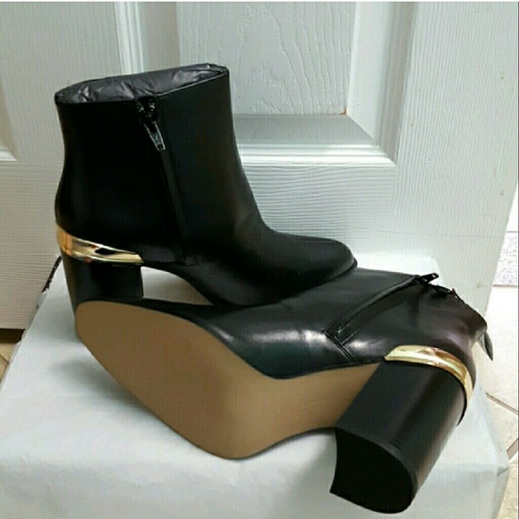 ZARA 100% LEATHER BLOCK HEEL ANKLE BOOTS NEW - Picture 3 of 6