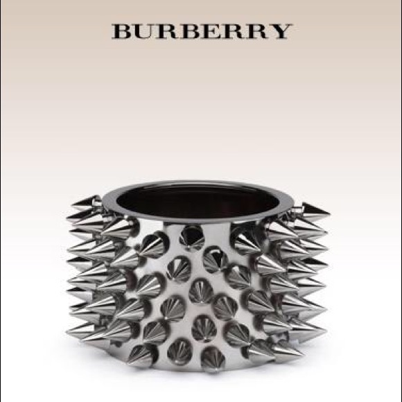 Vintage BURBERRY spike metal bangle - Picture 2 of 4