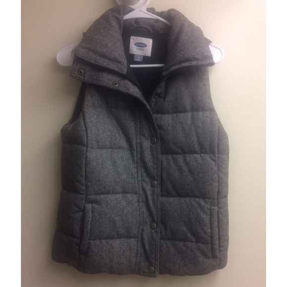Gray vest, fleece inside, size small