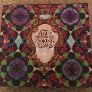 Urban Decay Eye Shadow Palette (20 Colors)