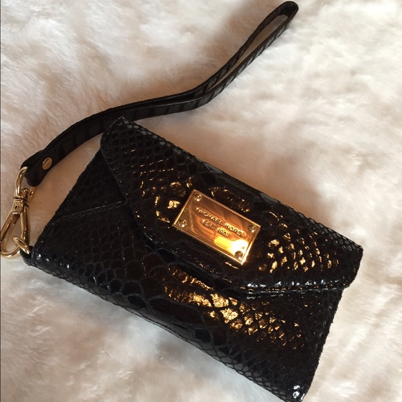 Michael Kors wallet clutch iPhone 3/4 NWT - Picture 1 of 4