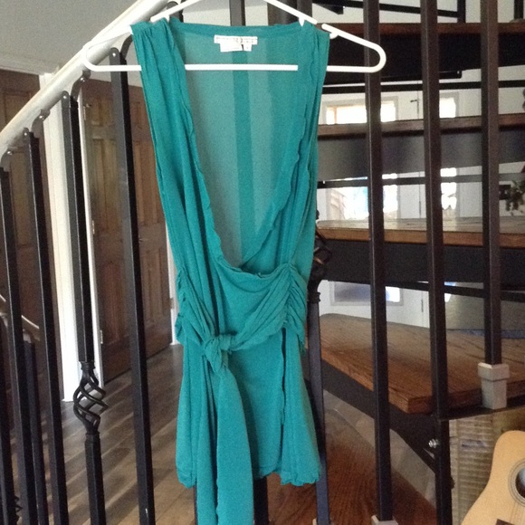 Wrap top