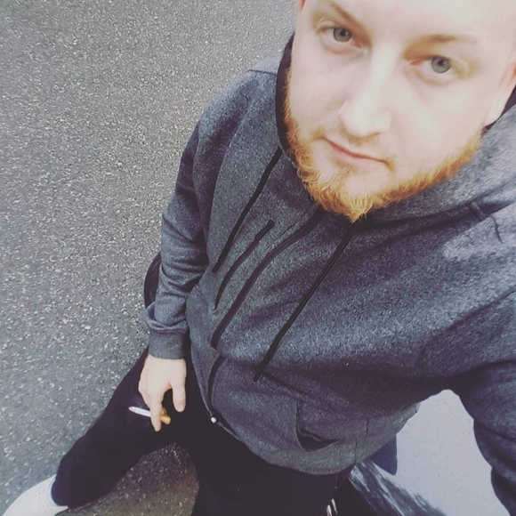 Meet your Posher, Craig - Picture 1 of 1