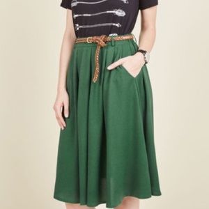 Tiger Lilies mid green skirt