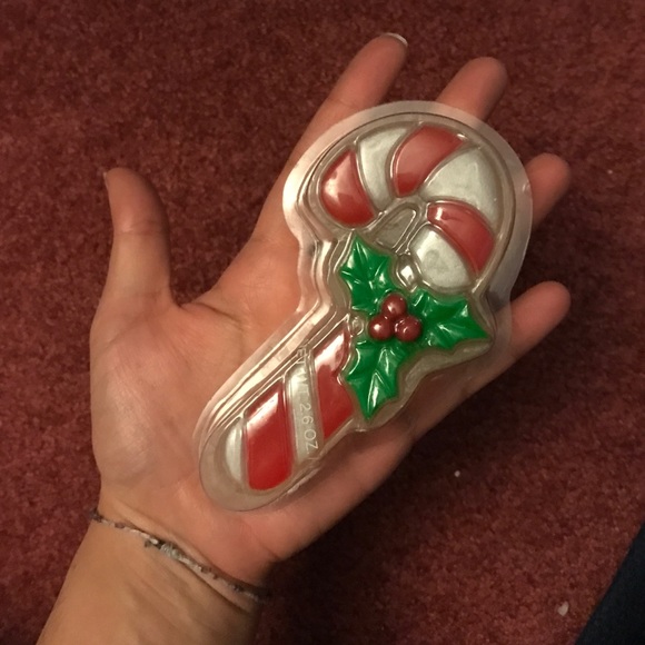 Candy Cane Bath Set - Picture 3 of 3