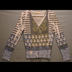Fleur de lis pattern cardigan