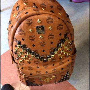 Mcm Backpack for sell serious inquires