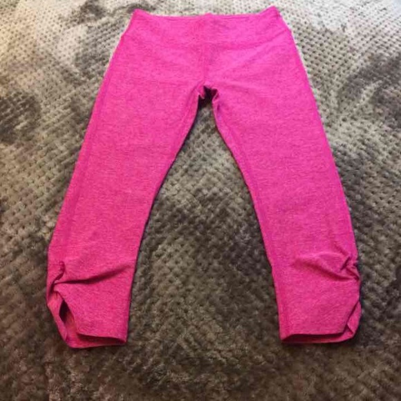 The North Face Hot Pink Cropped Leggings sz. Xs