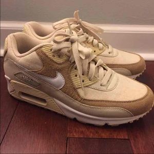 NIKE AIR MAX 90
