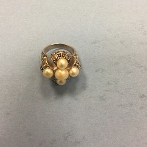 Sterling silver ring with cross design