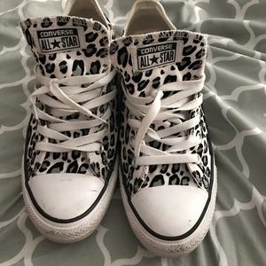 💲CHEETAH PRINT CONVERSE💲