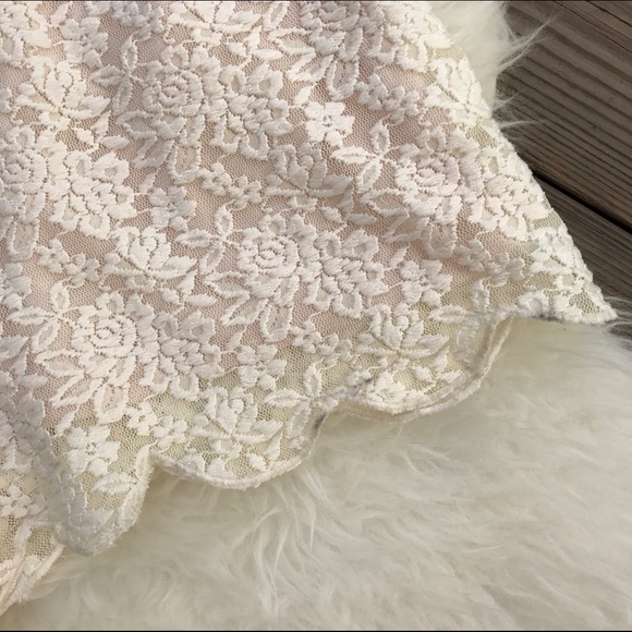 ⬇️Free People Lace Shorts White Sz XS - Picture 4 of 4