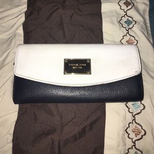 AUTHENTIC Michael Kors Tuxedo wallet