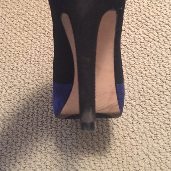 Peep toe DVF booties - Picture 3 of 4