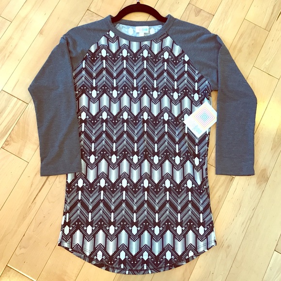 Lularoe Randy Tee