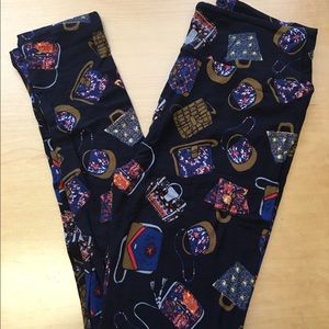 ✨LuLaRoe✨🦄✨OS Purse 👛 Leggings