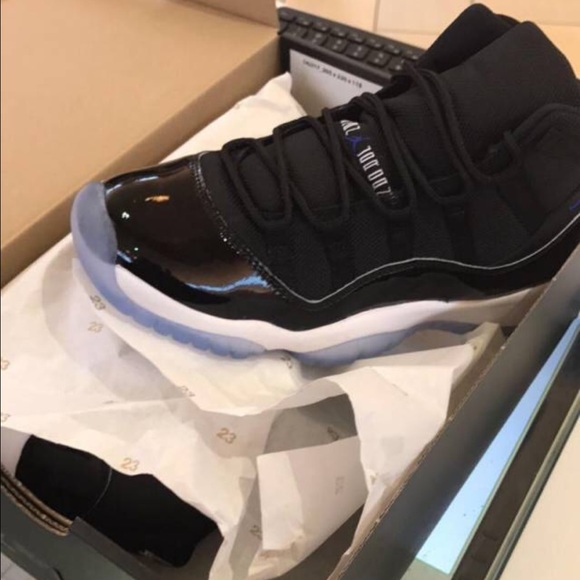 Air Jordan 11