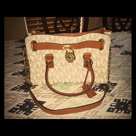 MICHAEL Michael Kors Hamilton Satchel Vanilla