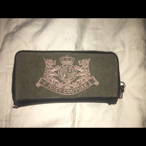 Juicy Couture Wallet SUPER CUTE GREAT CONDITION!