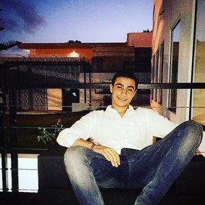 Meet your Posher, Adam