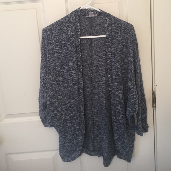 Maternity sweater - Picture 1 of 2