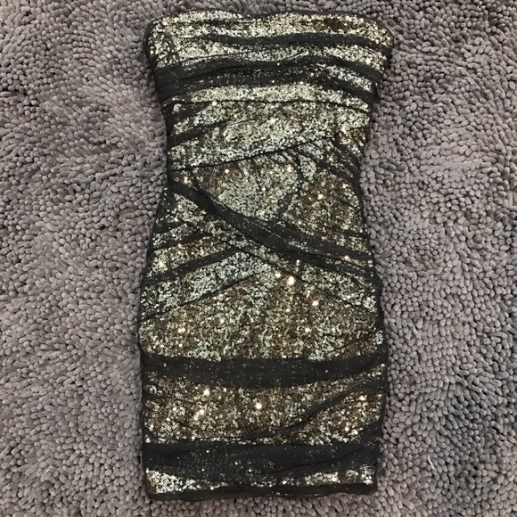 bebe Dresses & Skirts - Bebe Strapless Black &Gold Sequins Dress xs