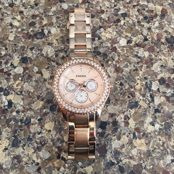 Fossil Accessories - Rose gold fossil watch!!