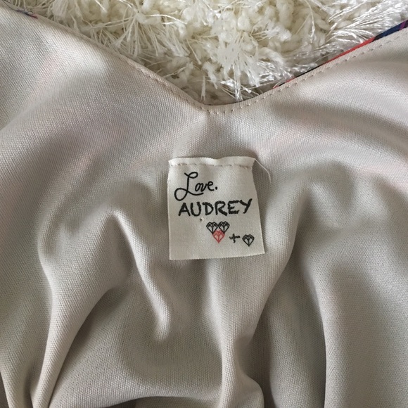 Aztec Dress - Picture 3 of 3