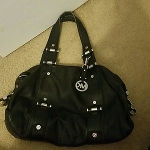 Micheal Kors purse good condition 100% authentic