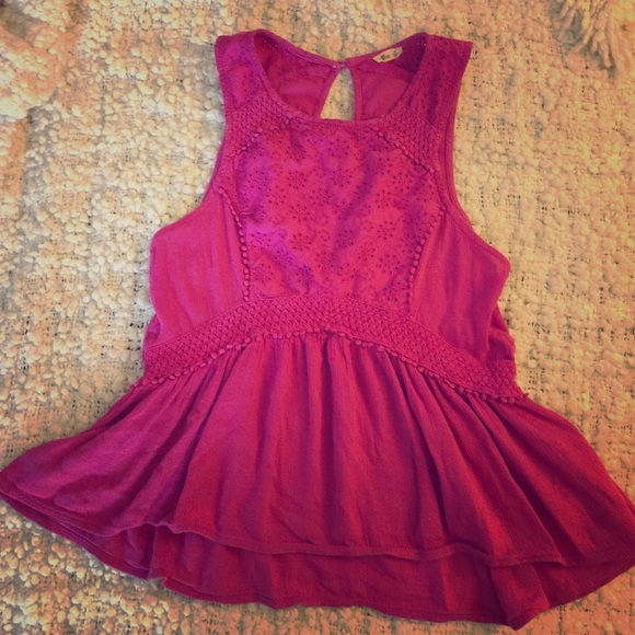 Detailed pink peplum top - Picture 1 of 2